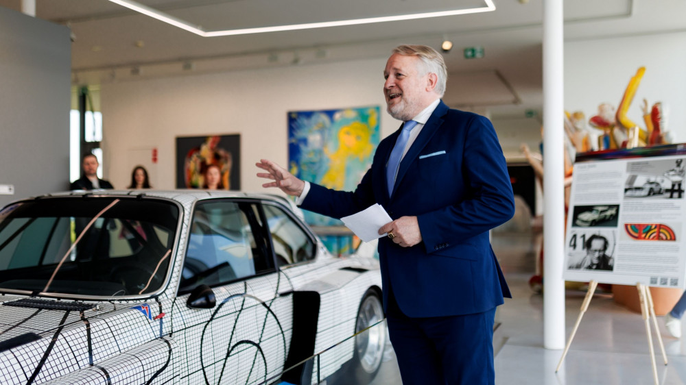 BMW Art Car World Tour 2025 Danubiana